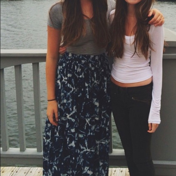 Blue and white tie dye maxi skirt - Picture 2 of 2